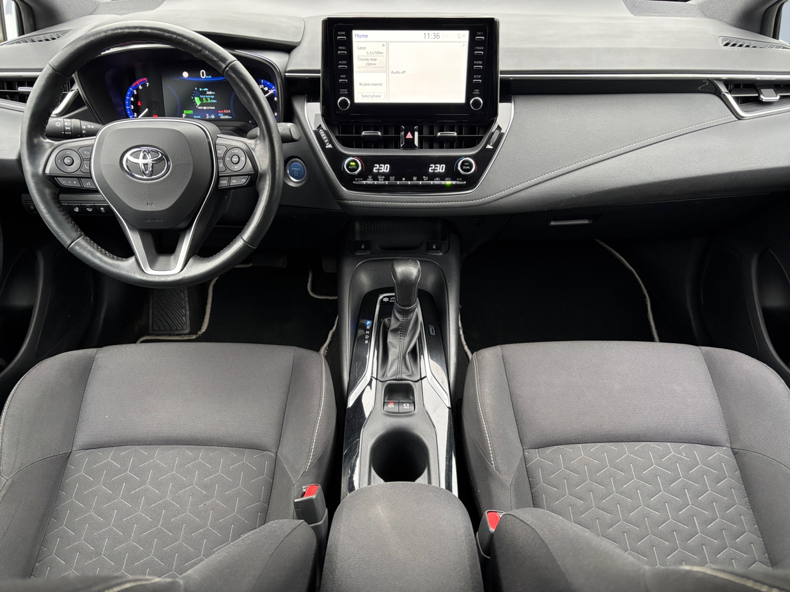 SB1K93BE90E340067_09_front-panel-passenger