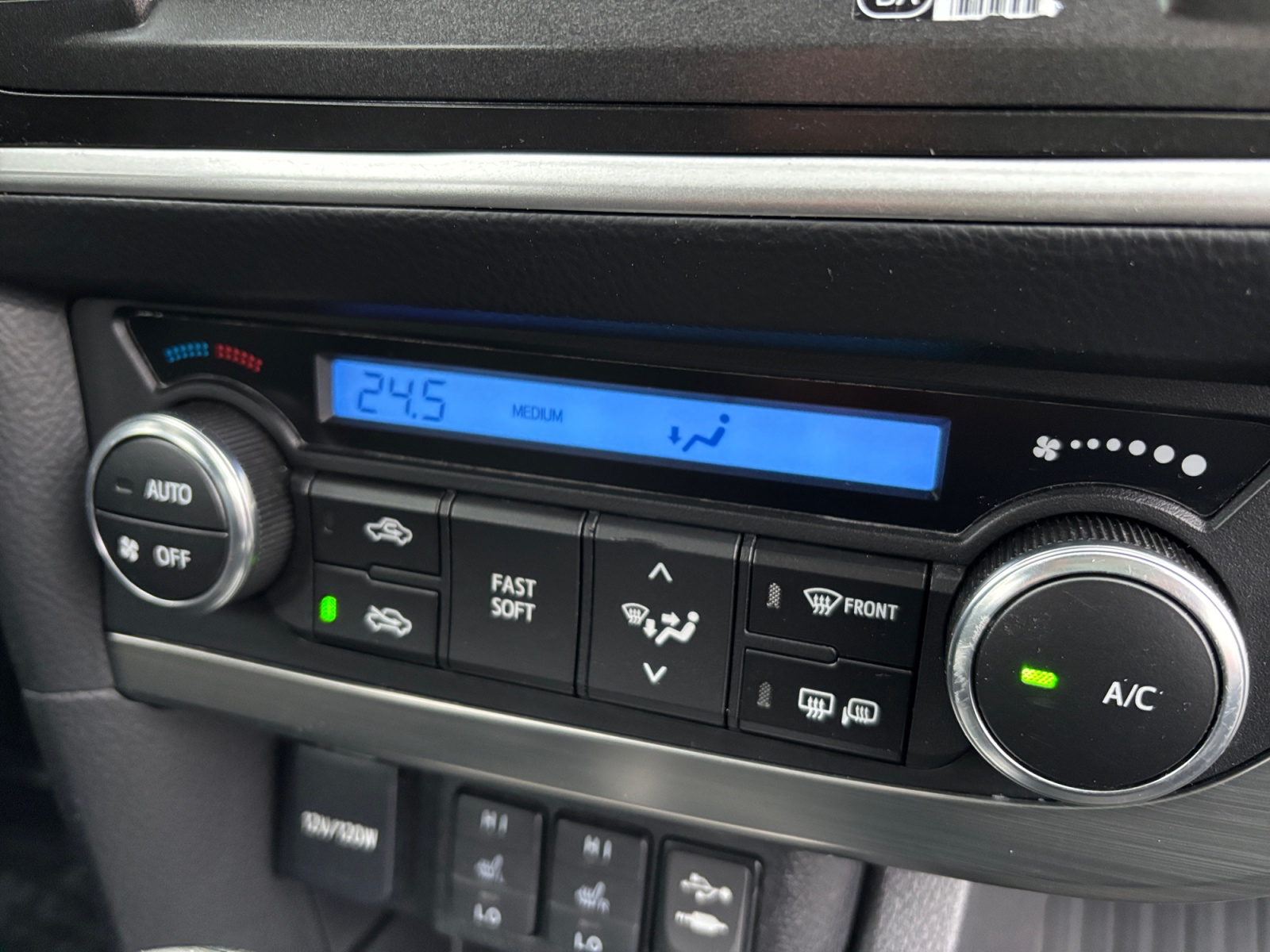 SB1ME3JE70E010045_16_feature-1