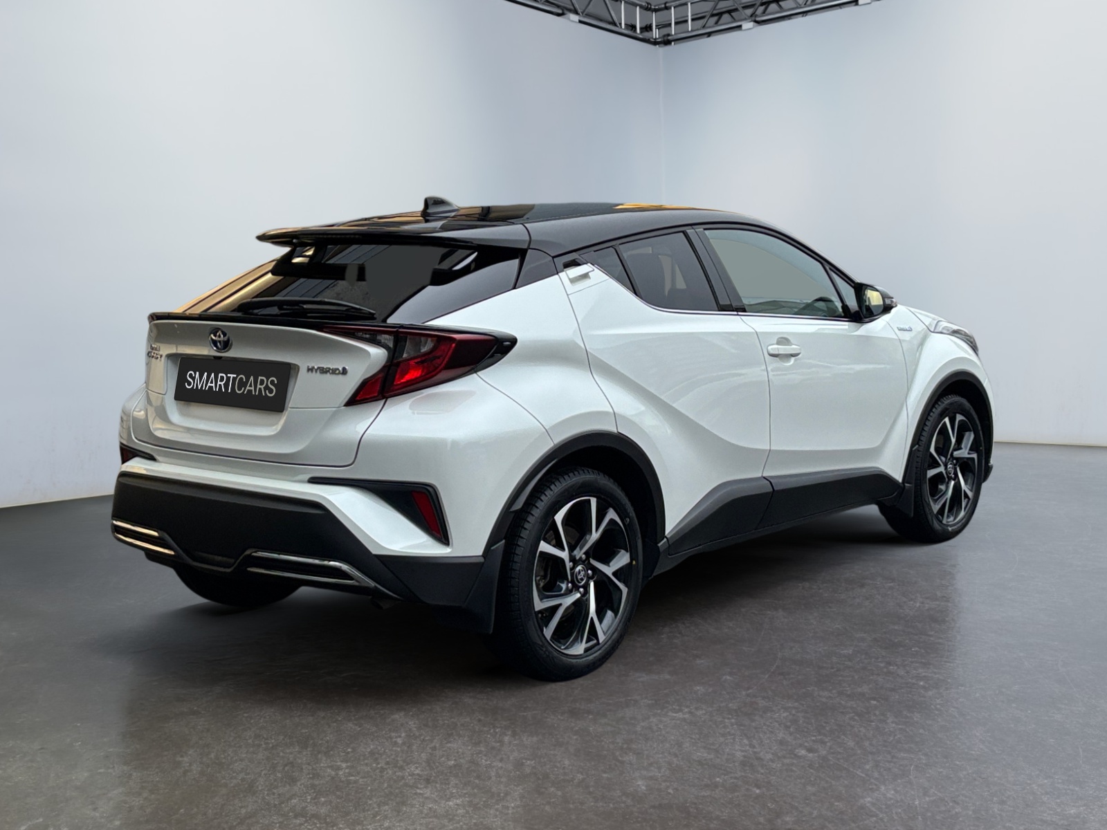 VJFNKCKKVNMCVNMVC_04_rear-right