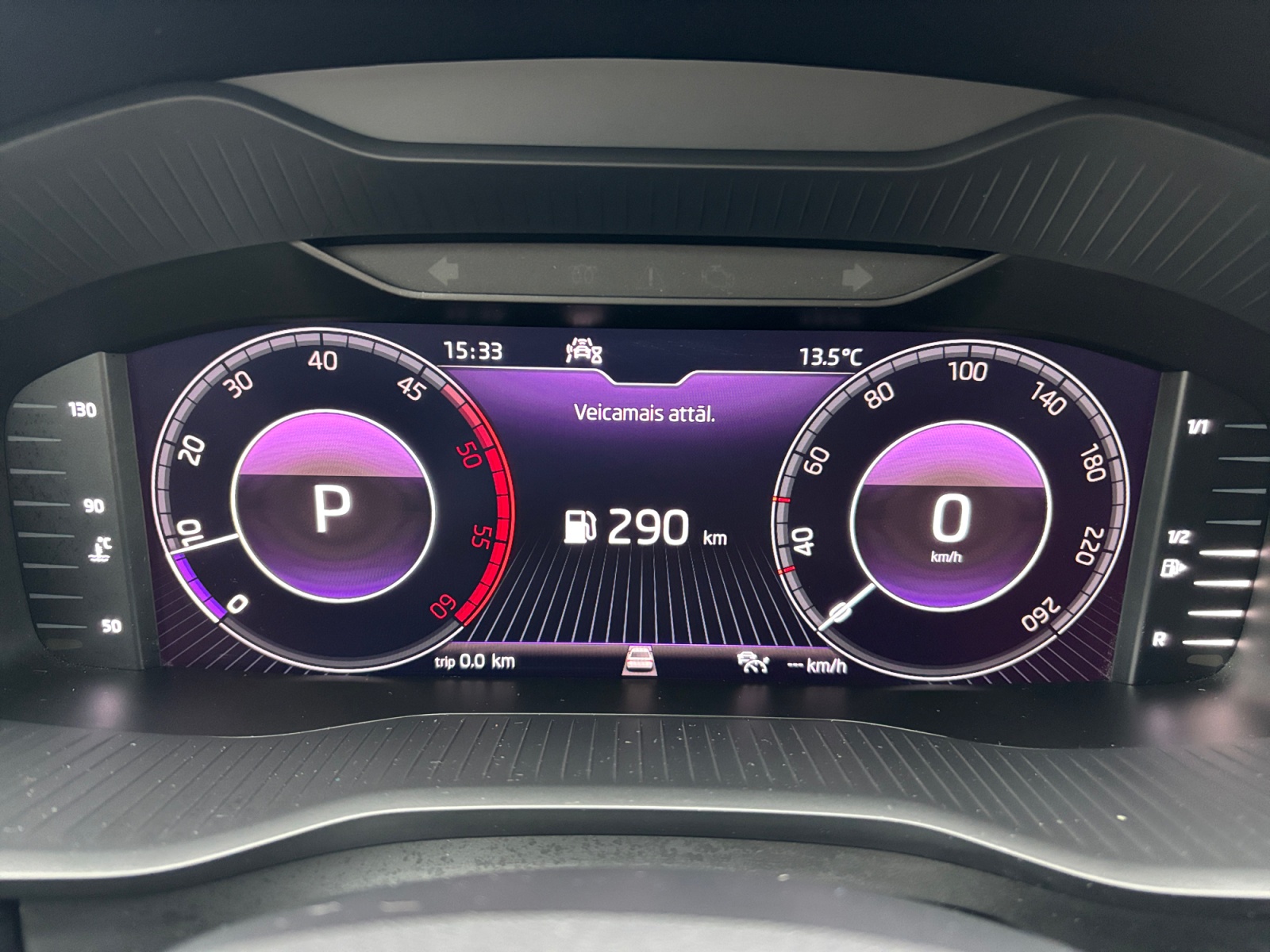 FD6FD6D00024KB0S5_25_feature-10