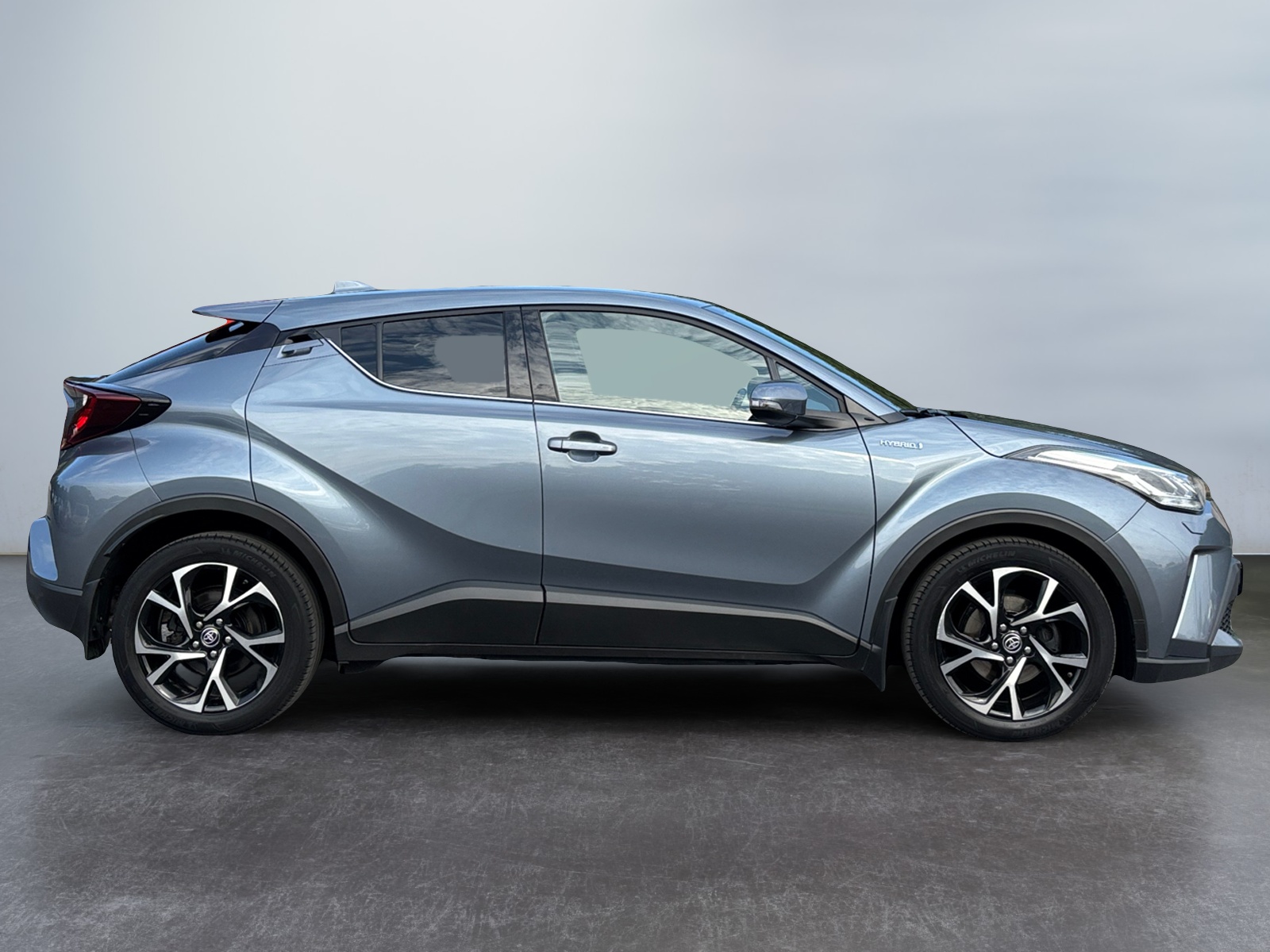 HALVDDKJVVHHVGGHN_05_side-right