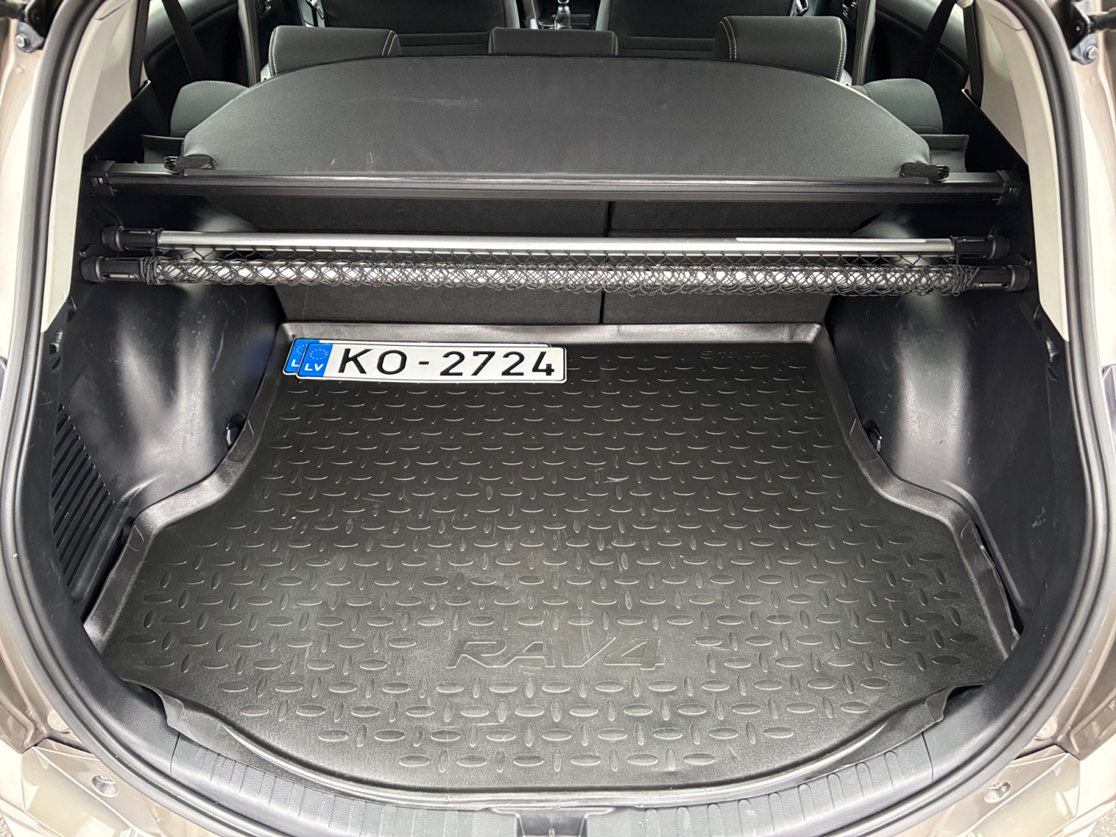 JTMBEREV20D109359_20_feature-5