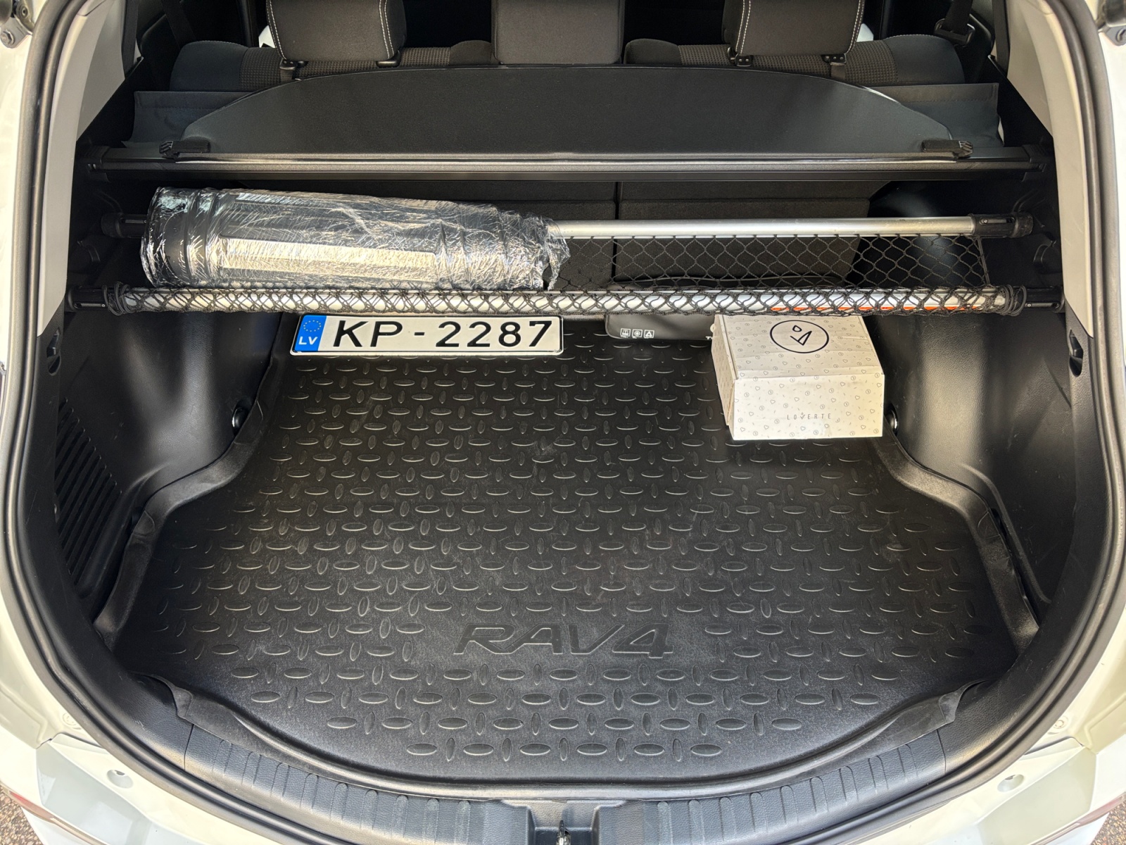 JTMREREVS0D1T1752_19_feature-4