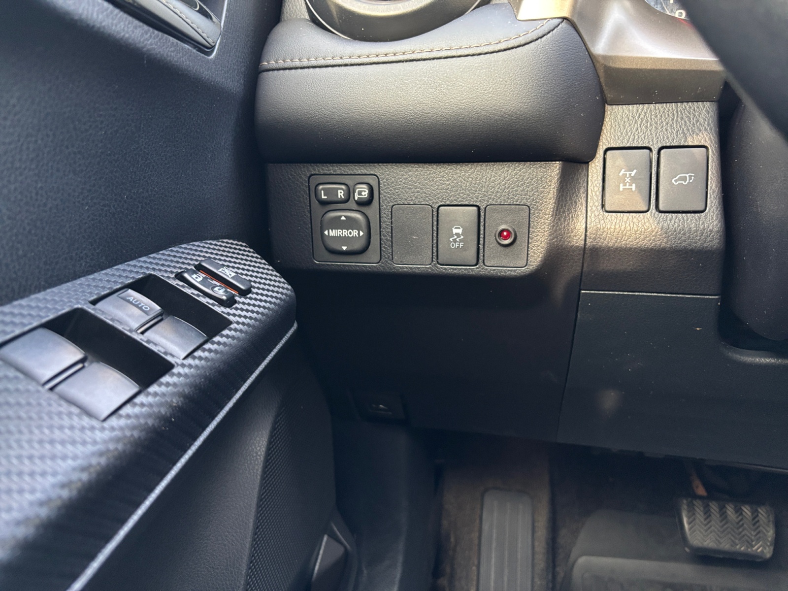 RAV4RESLDBDMBBJVV_23_feature-8