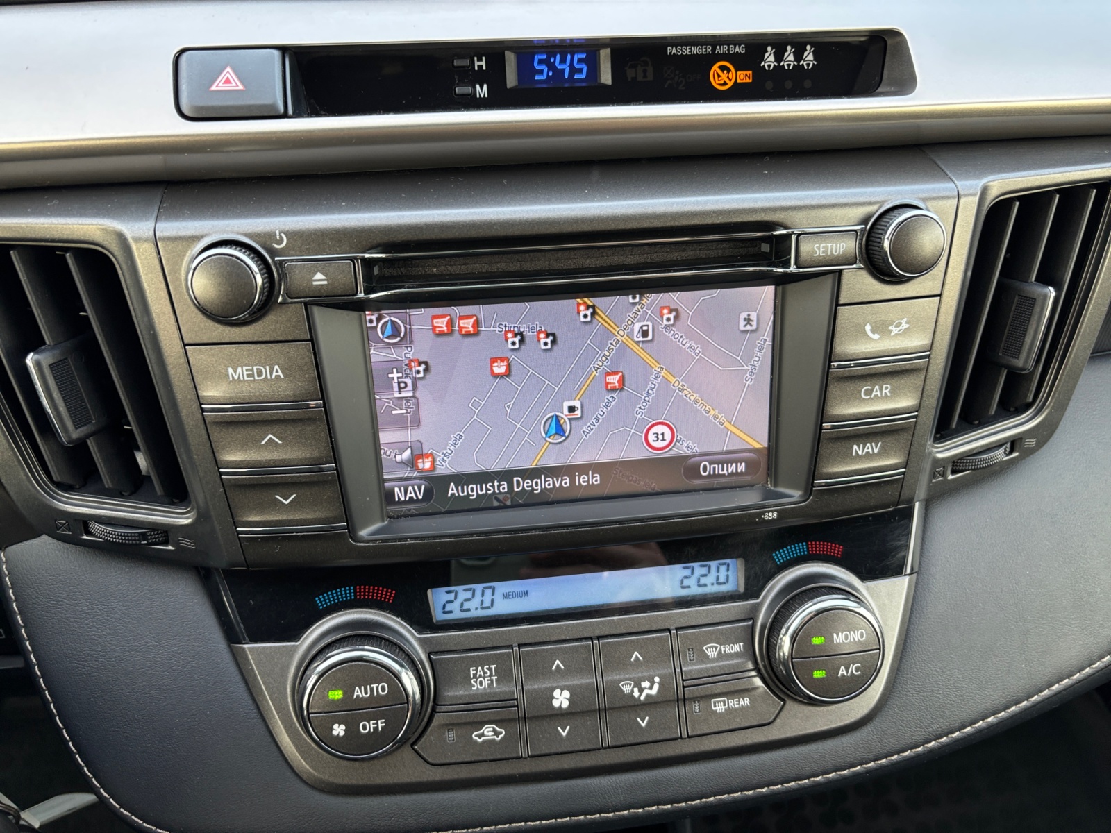 RAV4RESLDBDMBBJVV_25_feature-10