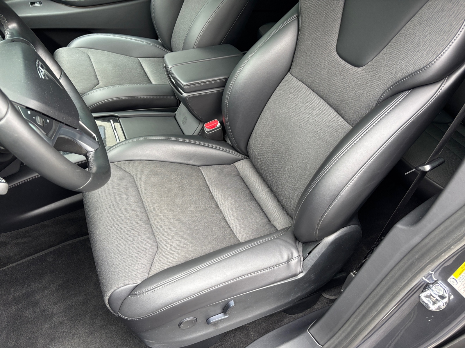 TESLSHDLBNNVVNBCB_18_feature-3