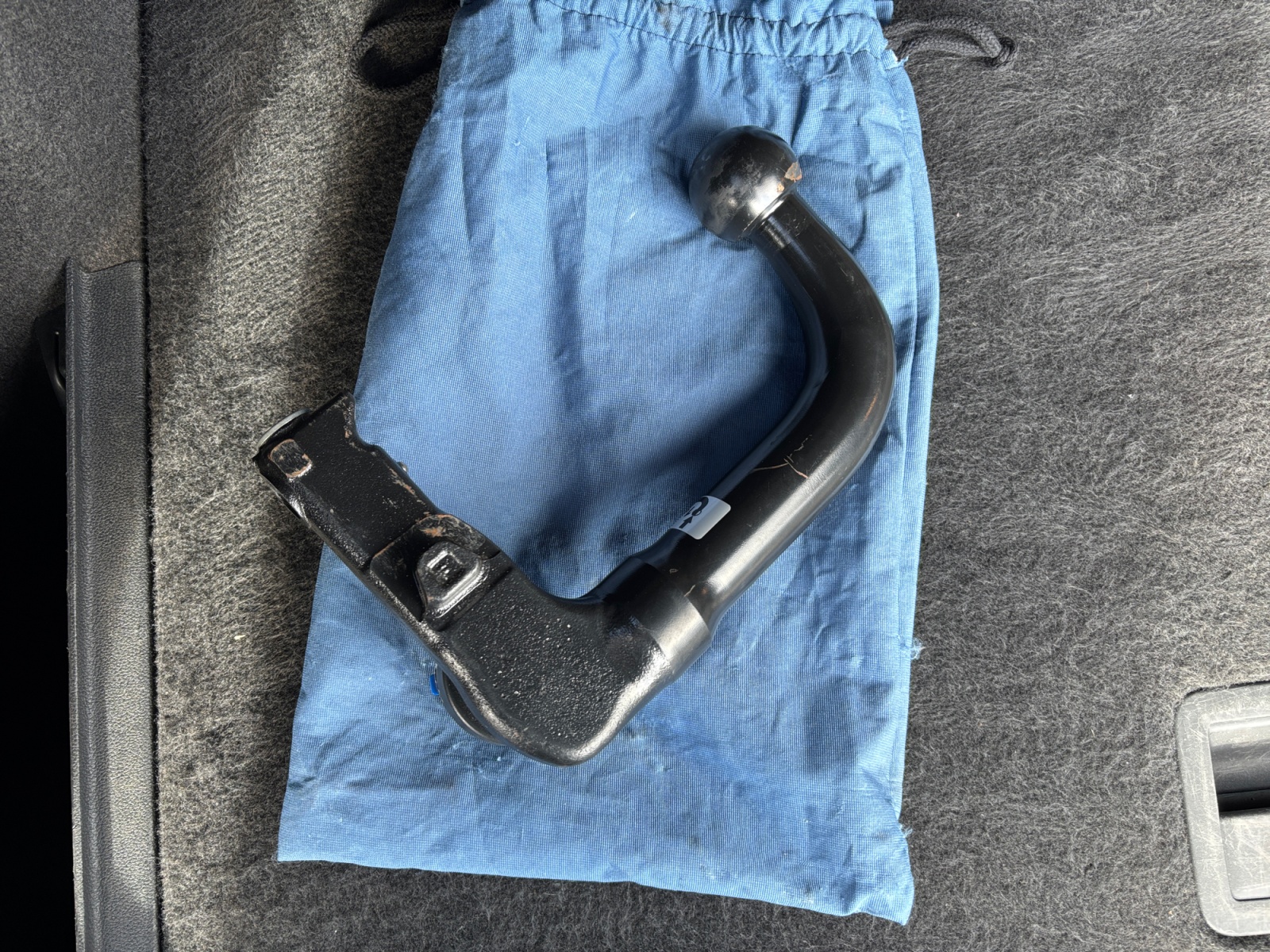 VYVUZLL01NZKVV3U5_23_feature-8