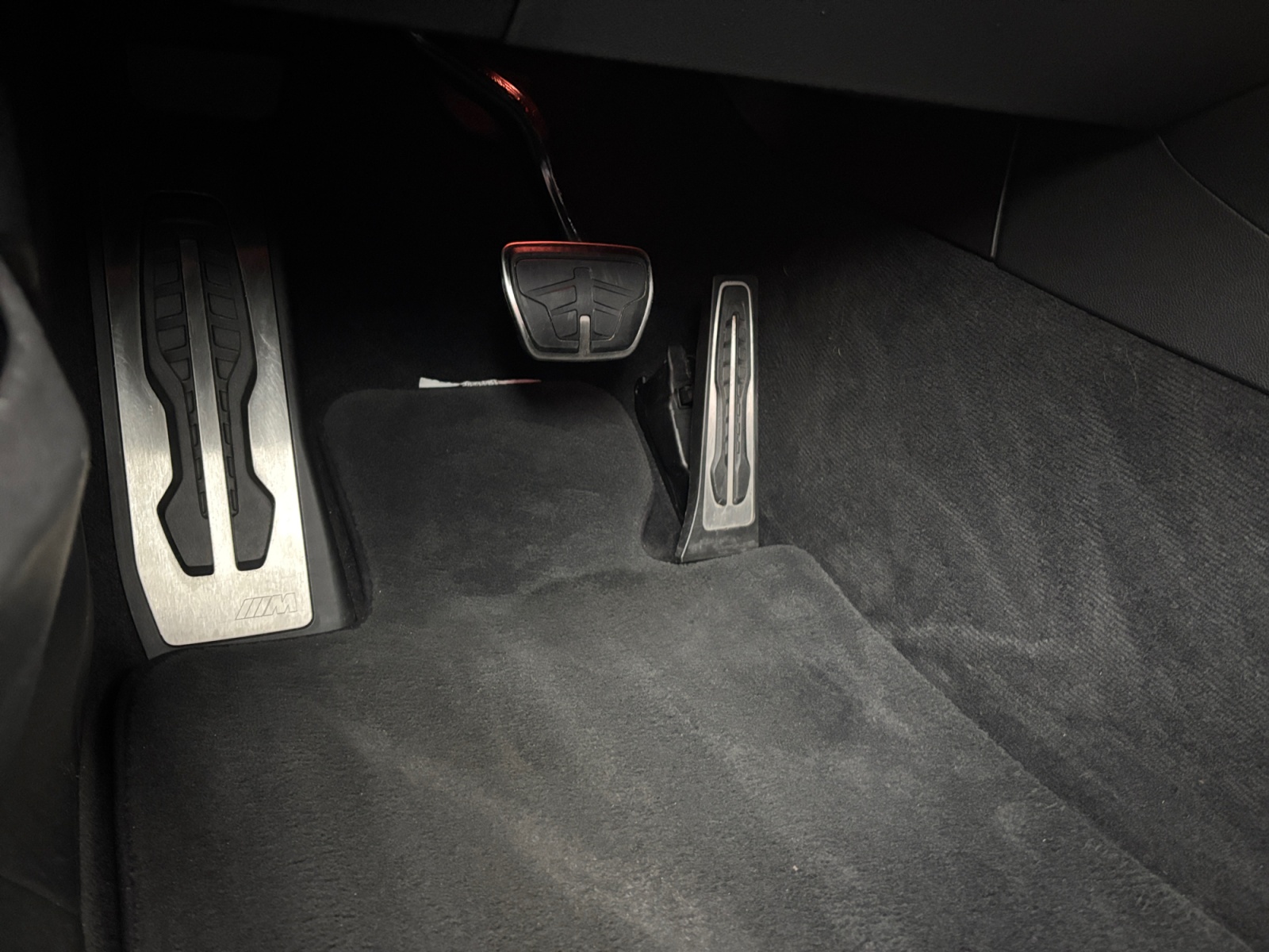 WBAJW81090BK59846_22_feature-7