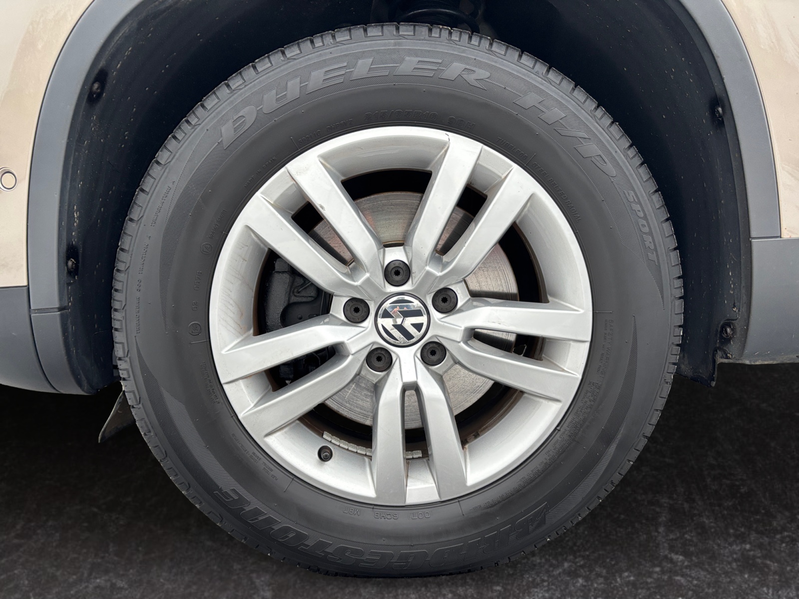 WVGZZZ5NZGW097211_13_rim-front-left