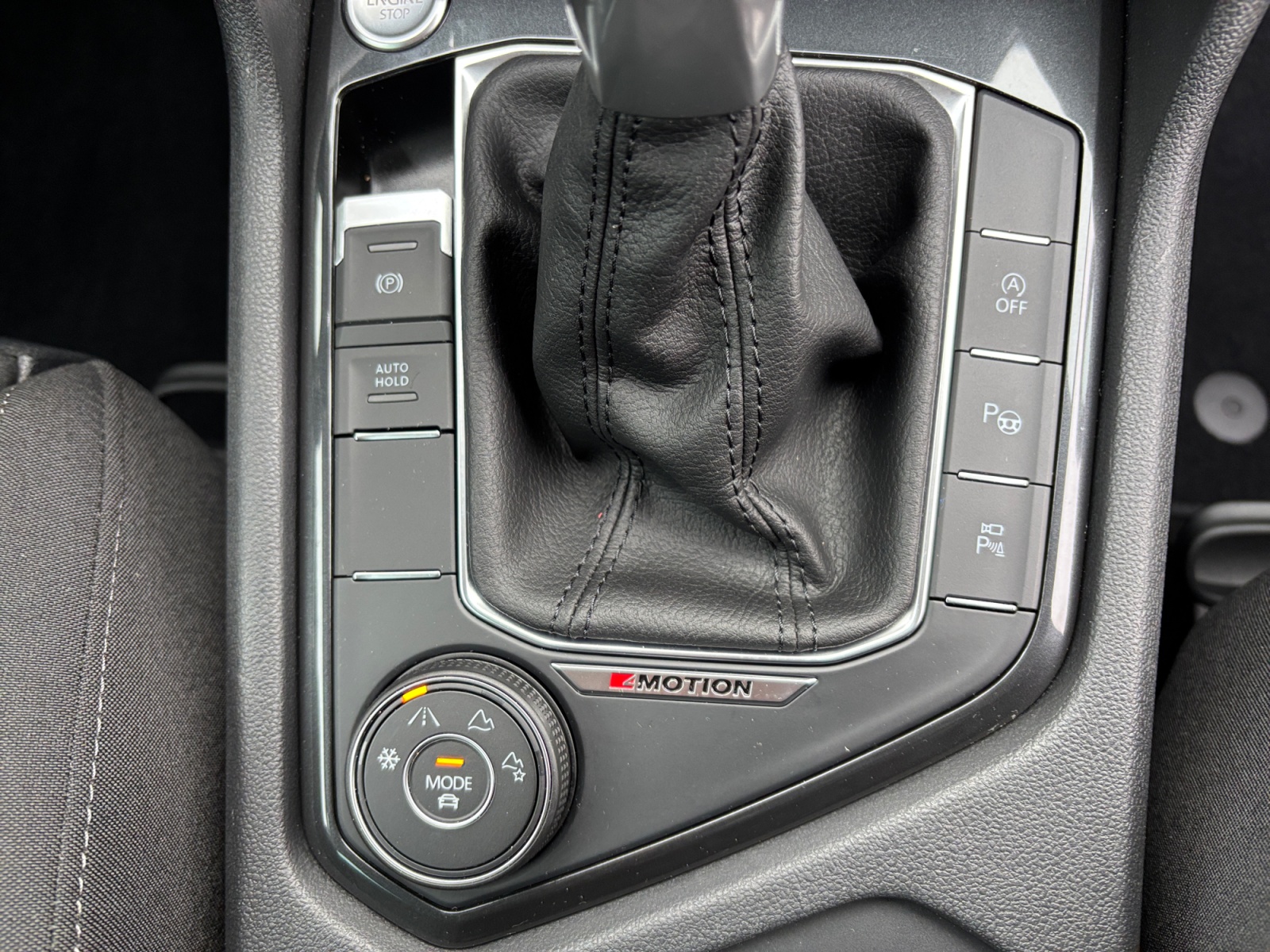 WVTGUAN2021GREY4M_15_feature