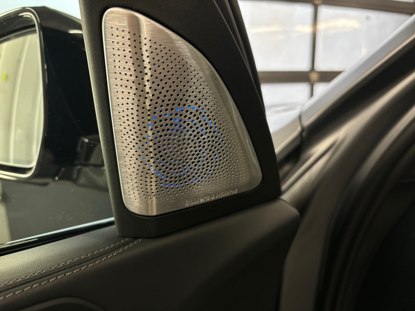 X7HDKDNDLDBDKSVSK_30_feature-14