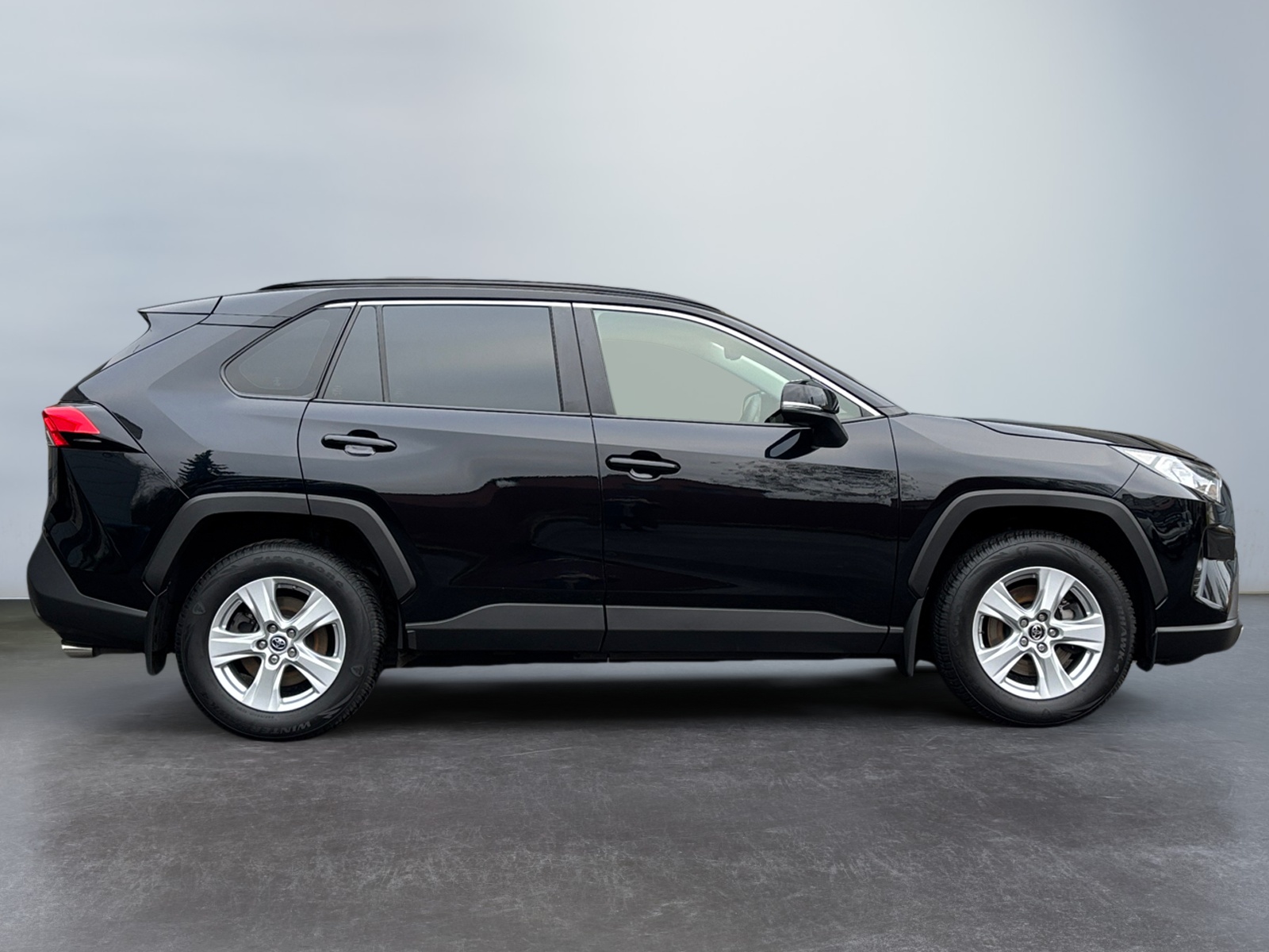 KSHDBDBDBJGFKGFFG_05_side-right