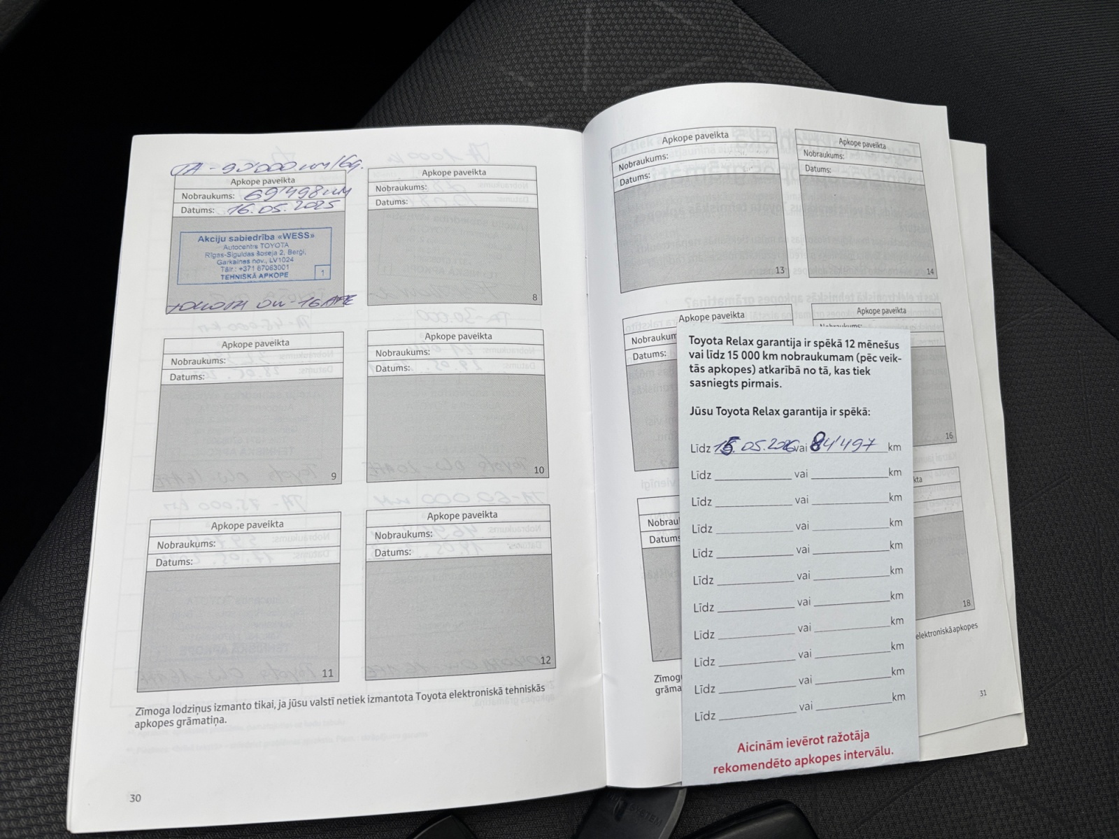 KSHDBDBDBJGFKGFFG_34_feature-19